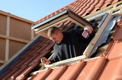 Pose de fenêtres de toit Velux à Helléan